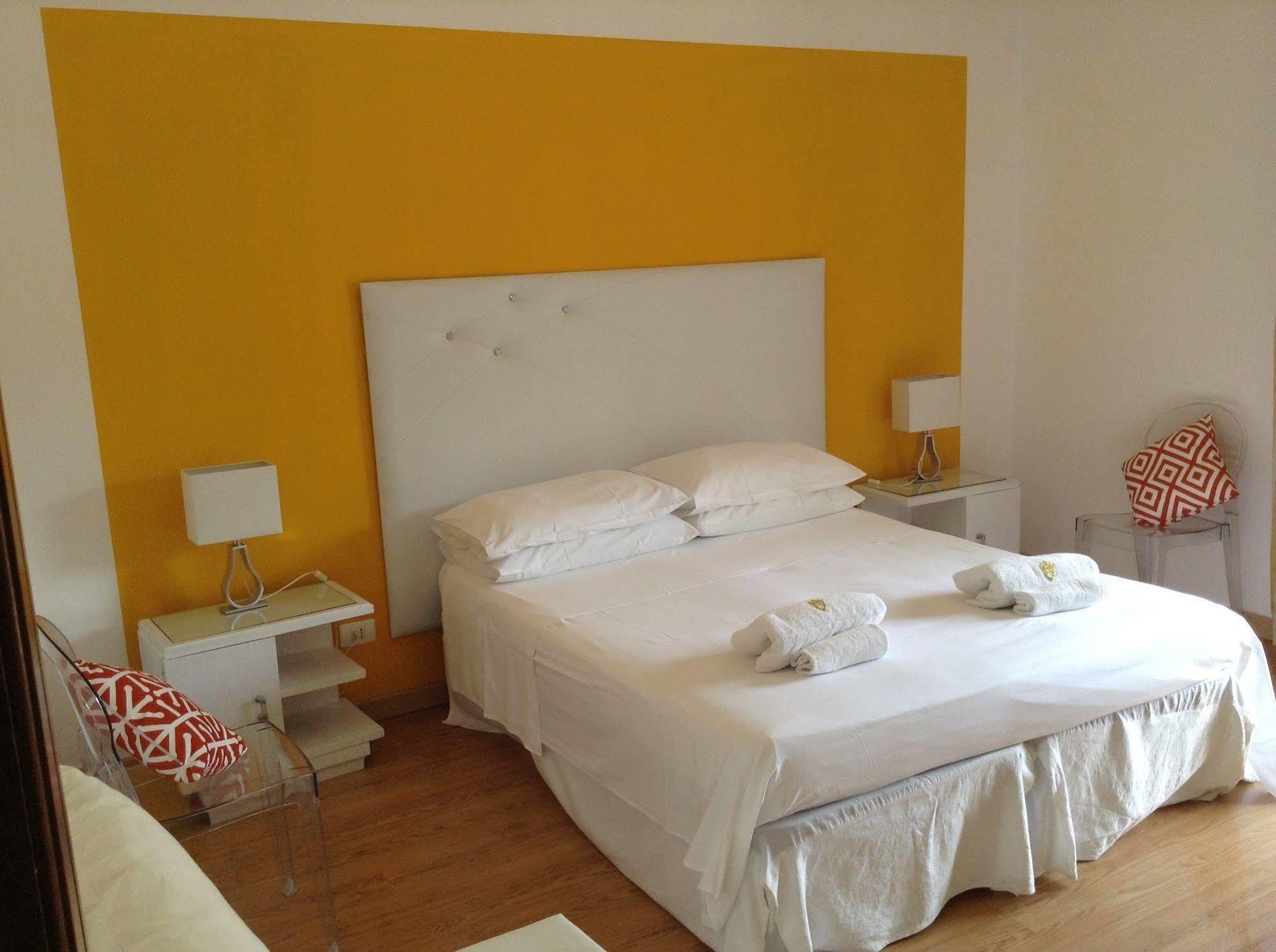 B&B Casa Vienna Sant'Agnello Exteriör bild