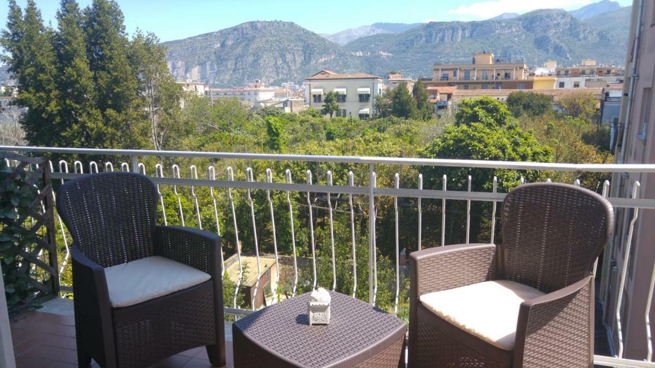 B&B Casa Vienna Sant'Agnello Exteriör bild
